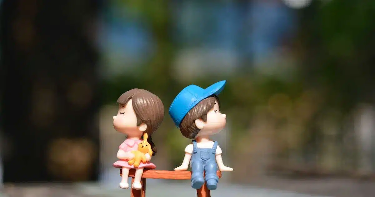 8 problems of introvert lovers and how can you solve it
